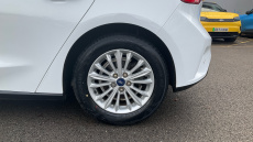 Ford Focus 1.0 EcoBoost Hybrid mHEV 125 Titanium Edition 5dr Petrol Hatchback